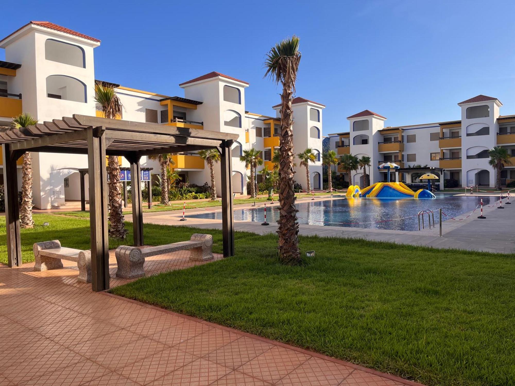 Apartement Haut Standing Avec Piscine A La Marina Saidia Exterior photo